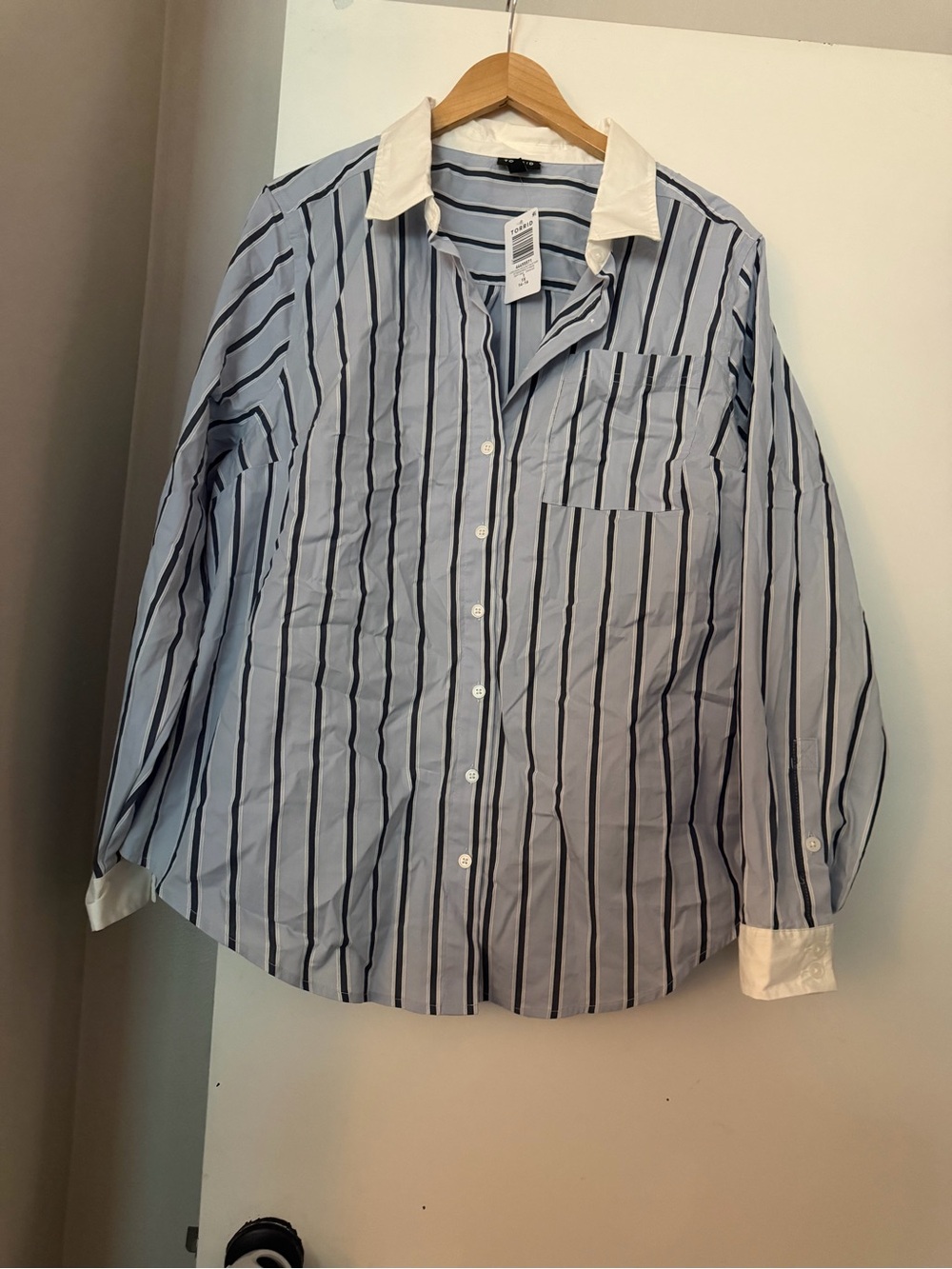 Torrid NWT Blue and White Stripe Button-Up Shirt with Contrast Collar